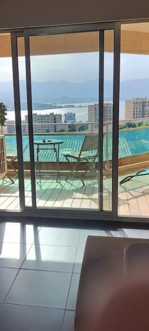 Appartement Vue Mer Avec Parking Ajaccio  Exterior foto